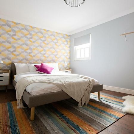 The Old Station House - Stylish & Central 2Bdr Apartment อ็อกซ์ฟอร์ด ภายนอก รูปภาพ